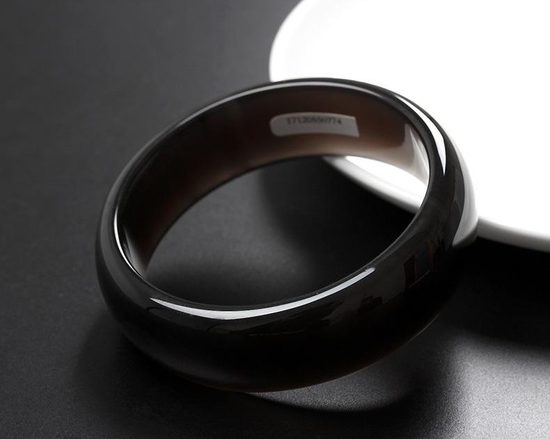 灰色翡翠手镯多少钱一只图片,灰色翡翠手镯多少钱一只-第2张图片-翡翠网 灰色翡翠手镯多少钱一只图片,灰色翡翠手镯多少钱一只-第2张图片-翡翠网