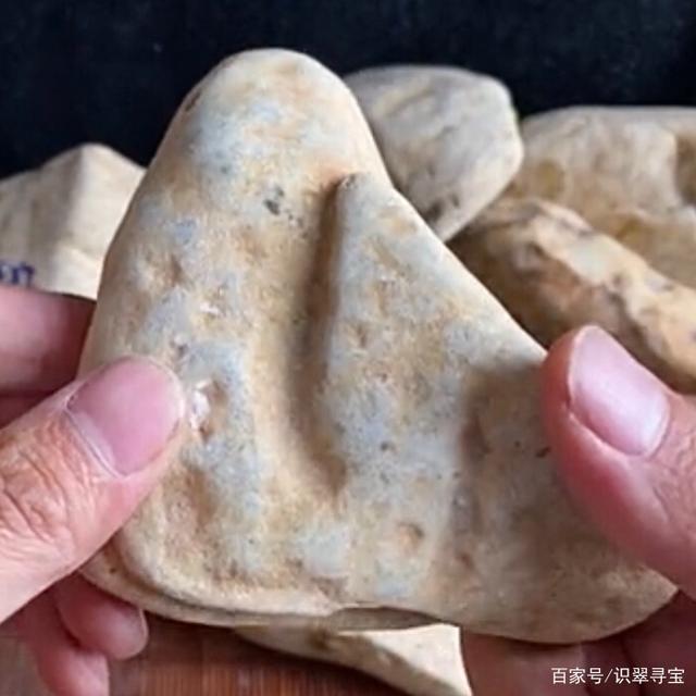 大马坎翡翠原石皮壳翡翠原石大马坎脱沙料-第1张图片-翡翠网