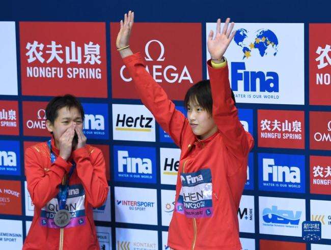 关于跳水世界杯:陈芋汐10米台夺金的信息-第2张图片-翡翠网 关于跳水世界杯:陈芋汐10米台夺金的信息-第2张图片-翡翠网