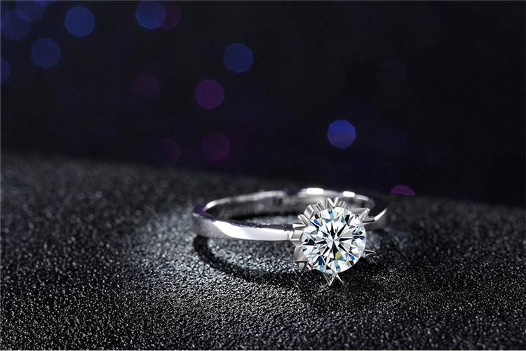 定制钻石的好处钻石是定制好还是现成的好-第2张图片-翡翠网 定制钻石的好处钻石是定制好还是现成的好-第2张图片-翡翠网