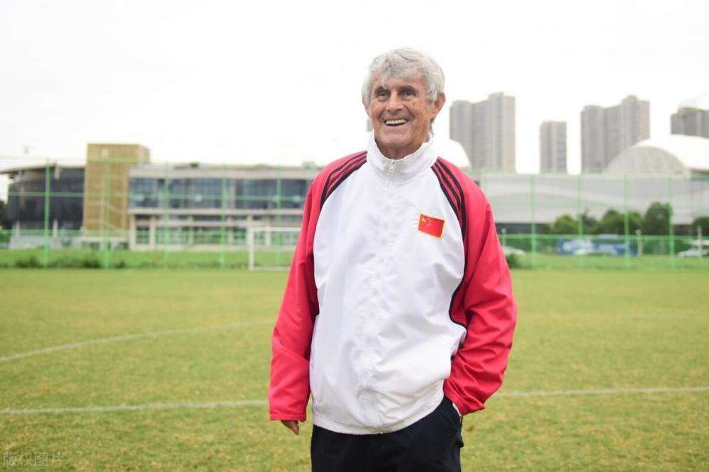 米卢曾经带领几支队伍参加过世界杯赛事米卢曾经带领几支队伍参加过世界杯-第1张图片-翡翠网 米卢曾经带领几支队伍参加过世界杯赛事米卢曾经带领几支队伍参加过世界杯-第1张图片-翡翠网