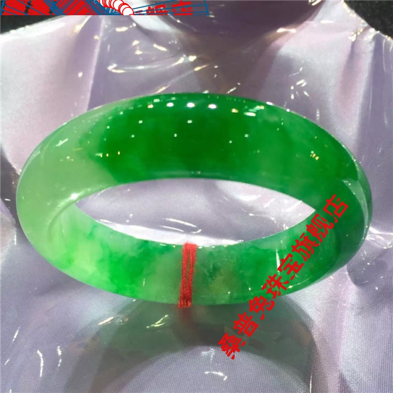 包含绿色翡翠手镯联系电话的词条-第1张图片-翡翠网 包含绿色翡翠手镯联系电话的词条-第1张图片-翡翠网