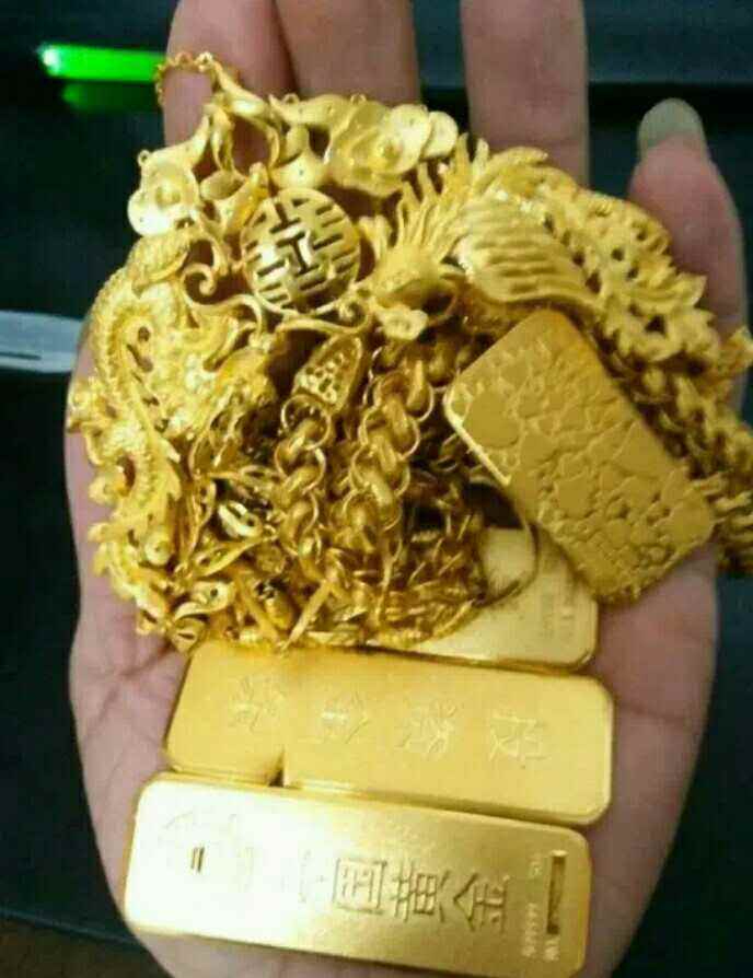 黄金回收380一克,该不该卖掉黄金回收420元一克是真的吗-第1张图片-翡翠网 黄金回收380一克,该不该卖掉黄金回收420元一克是真的吗-第1张图片-翡翠网
