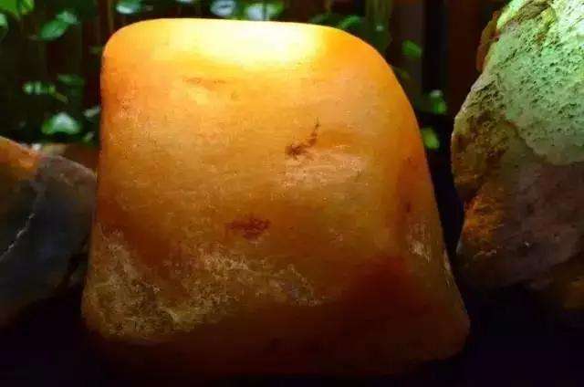 翡翠知识与鉴定,翡翠知识与鉴定课程-第1张图片-翡翠网 翡翠知识与鉴定,翡翠知识与鉴定课程-第1张图片-翡翠网