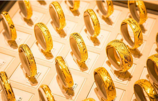 黄金是卖掉划算还是换新划算,黄金是卖掉划算还是换新划算呢-第2张图片-翡翠网 黄金是卖掉划算还是换新划算,黄金是卖掉划算还是换新划算呢-第2张图片-翡翠网