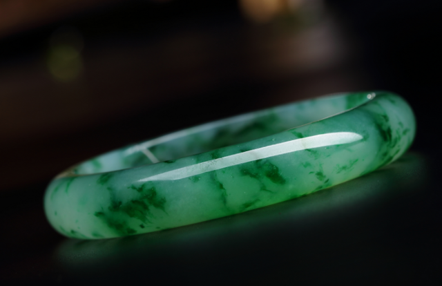 翡翠的基本知识百科翡翠常识翡翠知识-第1张图片-翡翠网 翡翠的基本知识百科翡翠常识翡翠知识-第1张图片-翡翠网