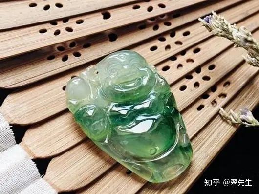 翡翠各类知识翡翠各类知识介绍-第2张图片-翡翠网 翡翠各类知识翡翠各类知识介绍-第2张图片-翡翠网