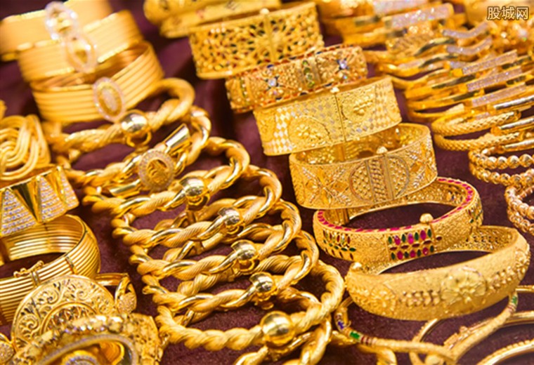 最近黄金回收价格多少钱一克,请问今天回收黄金价格多少钱一克-第2张图片-翡翠网 最近黄金回收价格多少钱一克,请问今天回收黄金价格多少钱一克-第2张图片-翡翠网