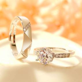 正常求婚钻戒多少钱,结婚的钻戒一般多少钱-第2张图片-翡翠网