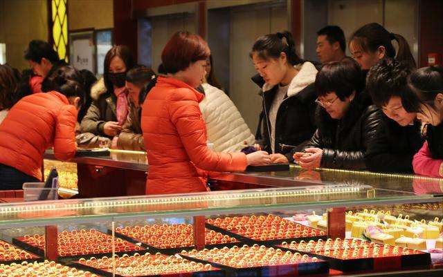 萃华金店黄金价格,金店黄金价格-第2张图片-翡翠网 萃华金店黄金价格,金店黄金价格-第2张图片-翡翠网