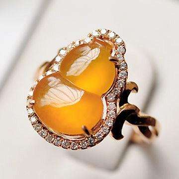 翡翠葫芦知识玻璃种翡翠葫芦-第1张图片-翡翠网 翡翠葫芦知识玻璃种翡翠葫芦-第1张图片-翡翠网