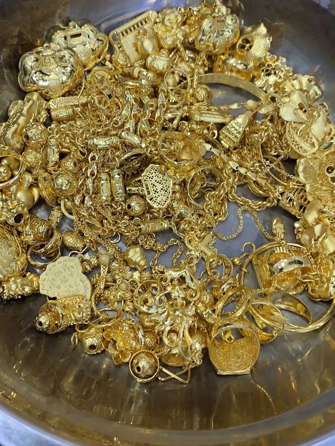 黄金价格回收今日最新价2022,黄金价格回收今日最新价多少钱一克周大福-第1张图片-翡翠网 黄金价格回收今日最新价2022,黄金价格回收今日最新价多少钱一克周大福-第1张图片-翡翠网