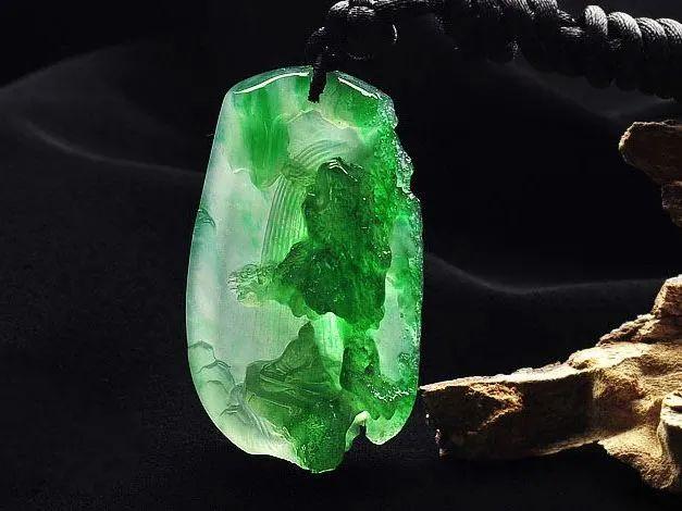 翡翠知识100个,关于翡翠的知识大全书-第1张图片-翡翠网