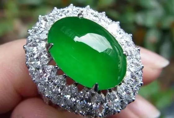 翡翠知识与介绍,翡翠知识与介绍怎么写-第1张图片-翡翠网 翡翠知识与介绍,翡翠知识与介绍怎么写-第1张图片-翡翠网