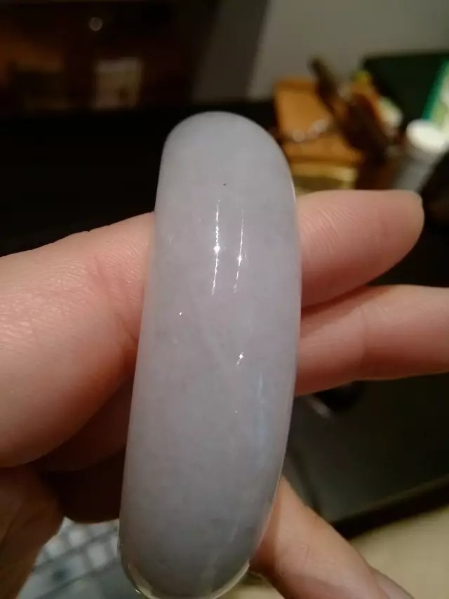 翡翠的石纹是什么怎么回事,涨知识正确认识翡翠石纹-第1张图片-翡翠网