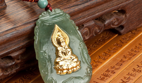 卖翡翠属于什么行业卖翡翠的知识-第2张图片-翡翠网 卖翡翠属于什么行业卖翡翠的知识-第2张图片-翡翠网