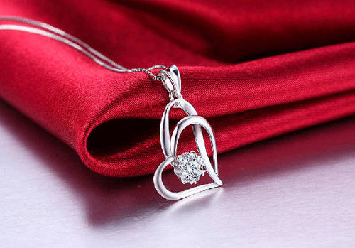 中国珠宝排行榜中国珠宝官网排行-第1张图片-翡翠网